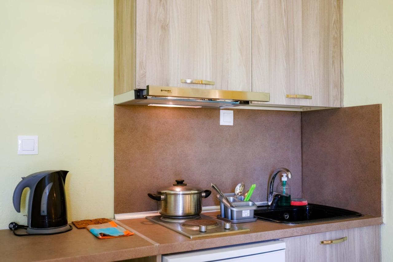 Dionisos Apartments Paralia Dionysiou Ngoại thất bức ảnh
