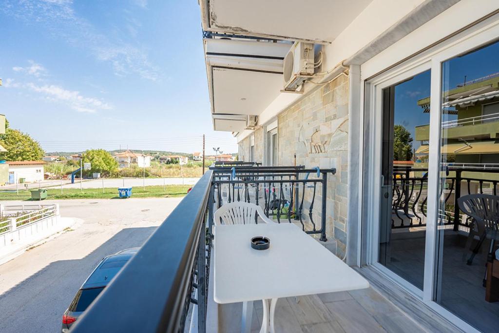 Dionisos Apartments Paralia Dionysiou Phòng bức ảnh